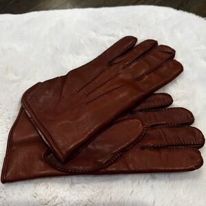 Brand new men’s leather gloves made in England